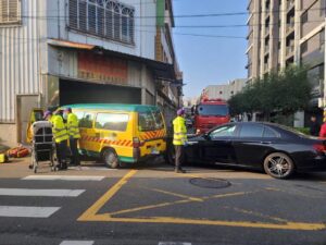 桃園娃娃車碰撞車禍　車上4人輕傷送醫