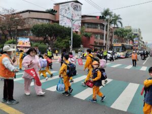 彰化開學日 王惠美臉書五項小叮嚀　各分局同步啟動「護童專案」