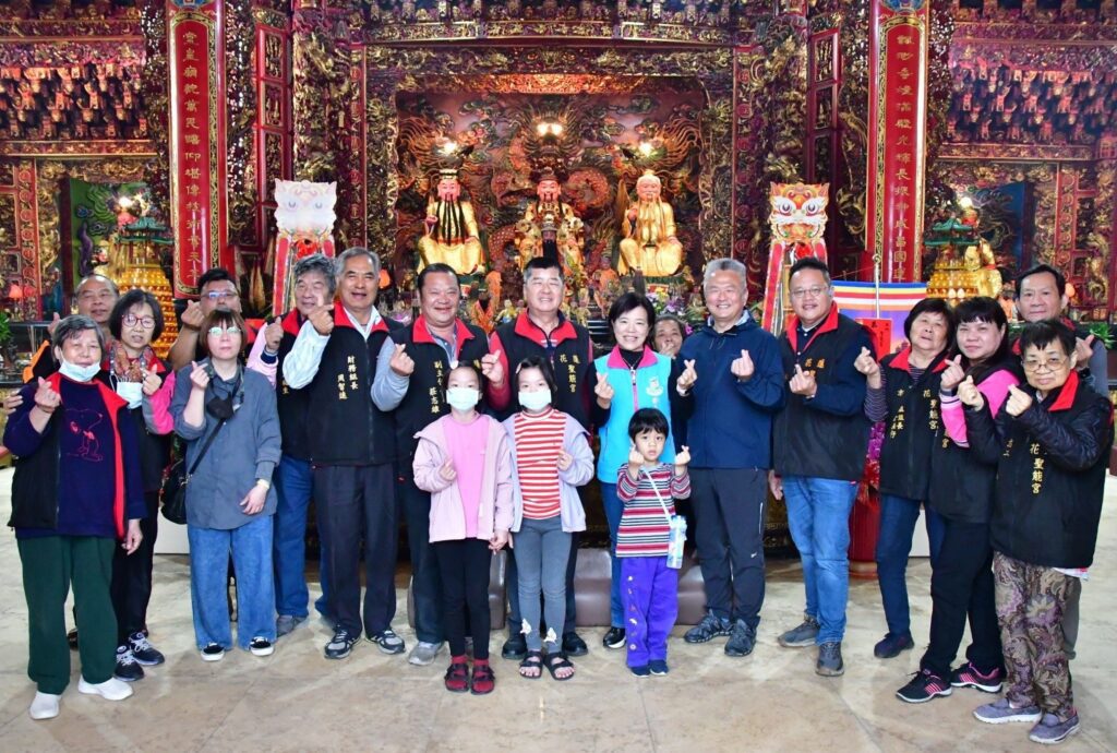 吉安鄉點亮回家平安路燈  宮寺廟協助愛心認養起跑