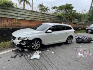 新店安康路死亡車禍　機車雙載1死1重傷