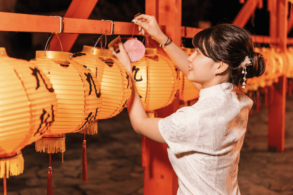 九份老街燈火璀璨     紅燈籠祭夜遊活動精彩不容錯過