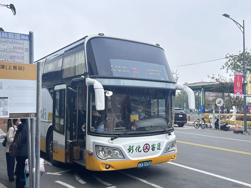 想轉職的人看過來　大客車徵才補助延長了最高可領13.9萬