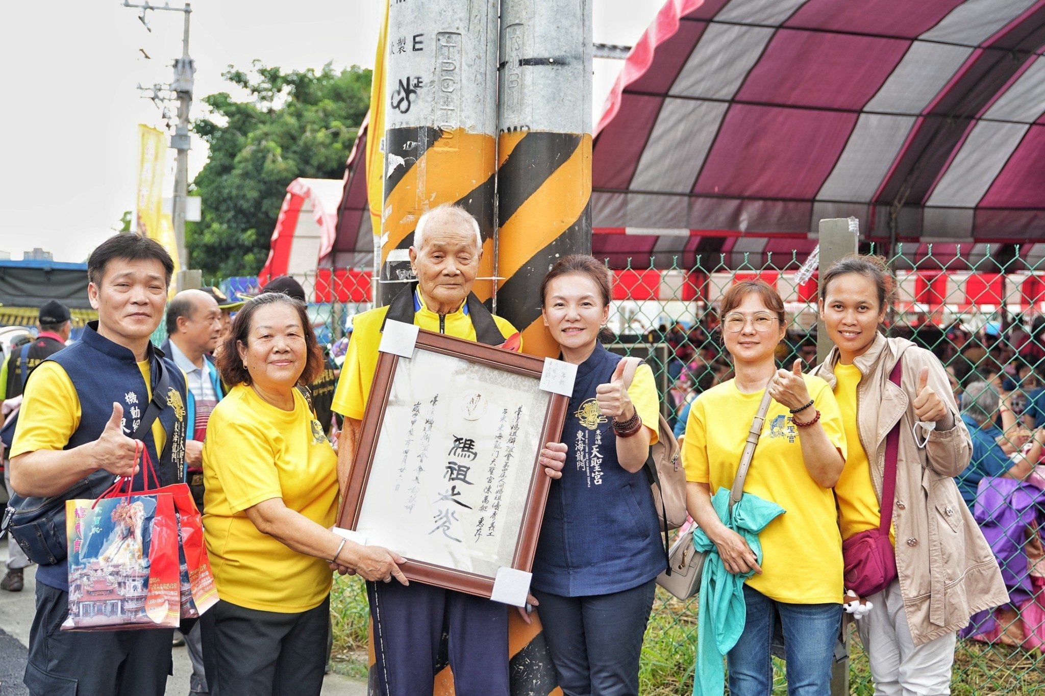 ▲東海龍門天聖宮三年三獲人間媽祖志工獎。（圖/東海龍門天聖宮 提供）