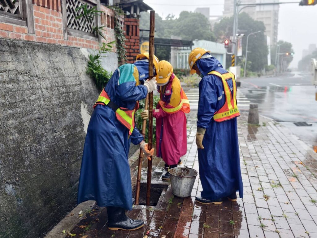 防堵登革熱　落實巡、倒、清、刷四原則