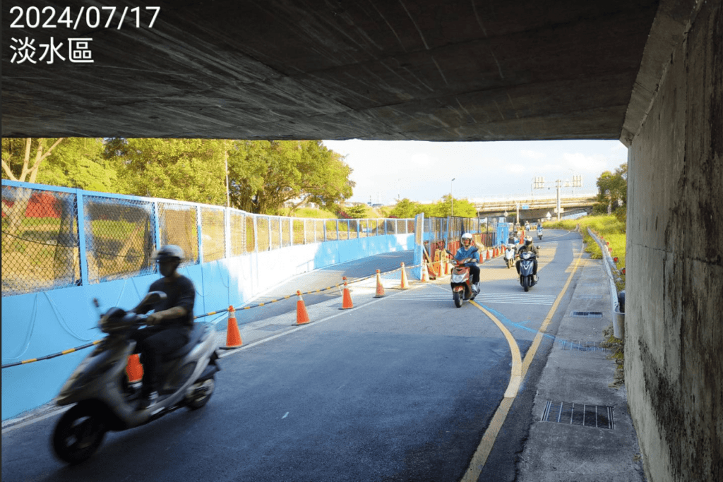 安全至上     新北市府暫停關渡大橋機車道改道進行優化