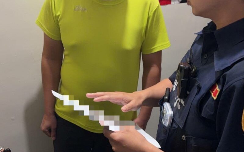 網友涉張貼危安訊息 鼓山警迅速拘捕依法究辦