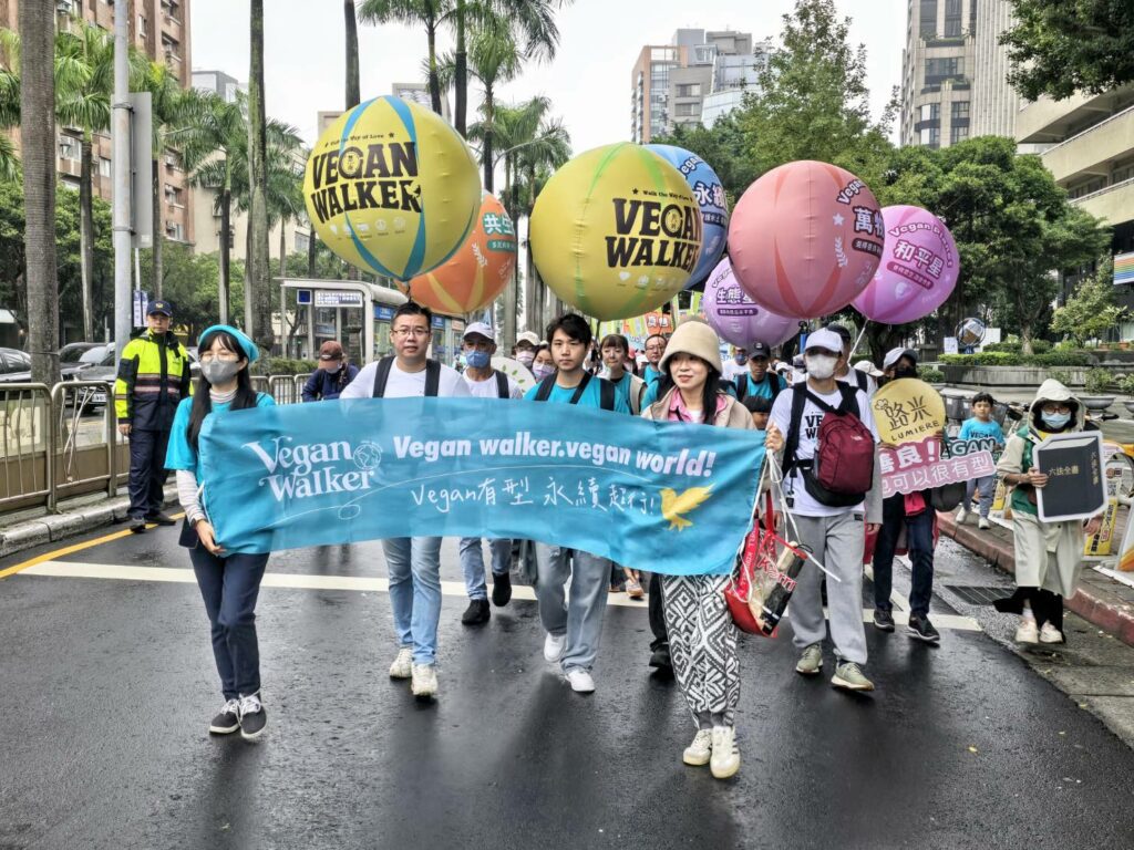 百工百業支持純植大遊行　一千八百多人齊聚凱道　力挺純植物飲食