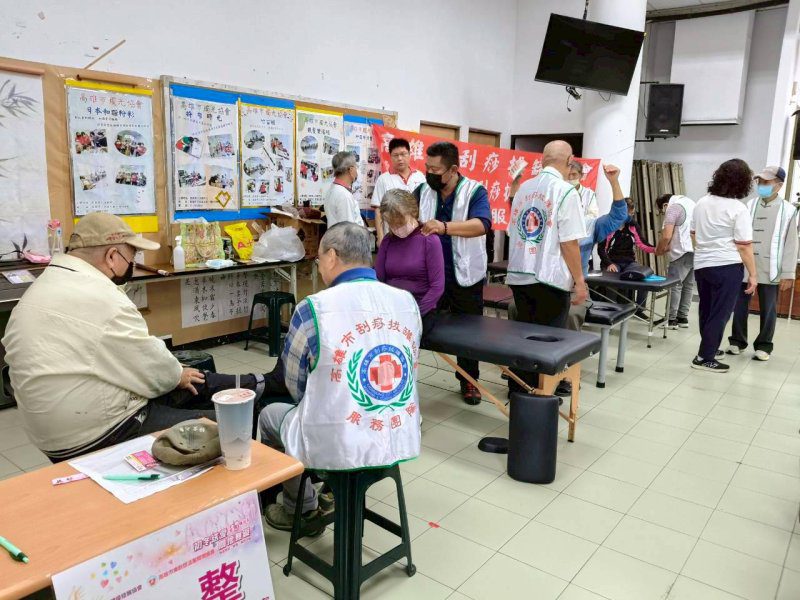 港灣新聞網／高雄體操協會初冬送愛　蘇莉湘攜手三民三里長與多位立委議員合力溫暖500戶弱勢家庭