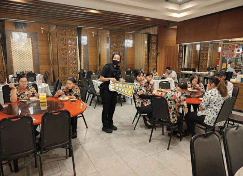 港灣新聞網／尾牙季來了！東港分局進餐廳宣導「酒後找代駕」杜絕酒駕危機