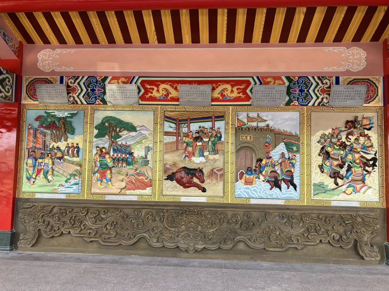 港灣新聞網 / 臺灣首創「關聖帝君文化走廊」盛大落成　36幅彩色浮雕重現聖蹟 吸引信徒朝聖