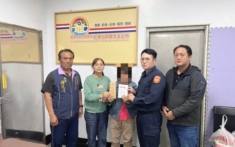 港灣新聞網／枋警聯手善心團體募款 4.7 萬　助原鄉家庭送別至親渡難關