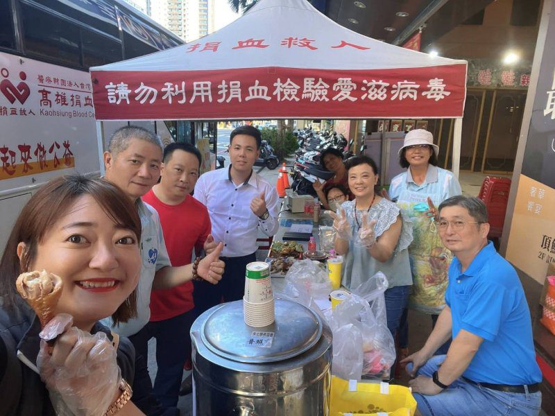 港灣新聞網／血庫吃緊！高雄德播會辦「捐血傳情」　500cc 加碼送吊燒雞
