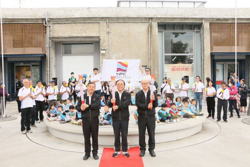 港灣新聞網／高雄港建港117週年溫馨登場　港務家庭日凝聚向心力、跑出永續新動能