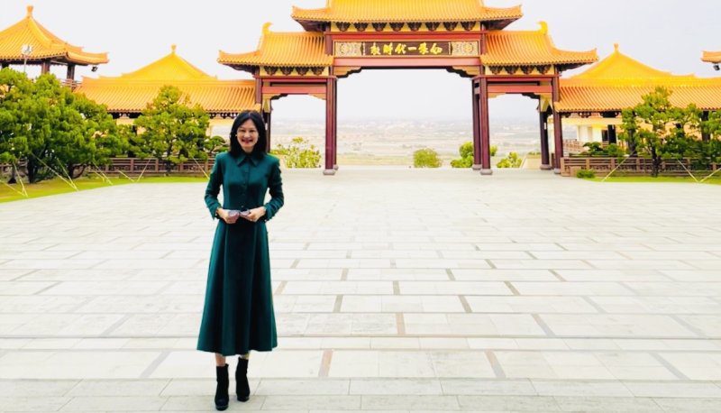 港灣新聞網 胡一鳳老師專欄 /　當世界紛亂時 真正的信仰 是走進日常