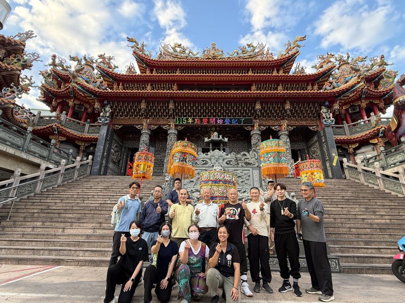 港灣新聞網 / 前鎮鎮南宮華蓋涼傘團　重現數百年民俗技藝風華