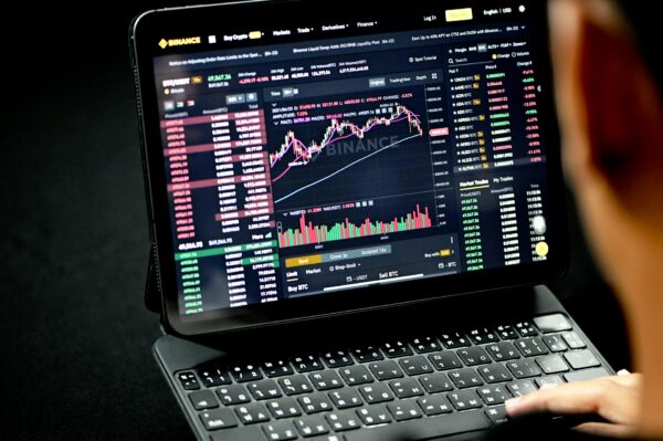 主動債ETF人氣王揭曉！00981D靠「息利雙收」強勢奪冠，成資金布局首選