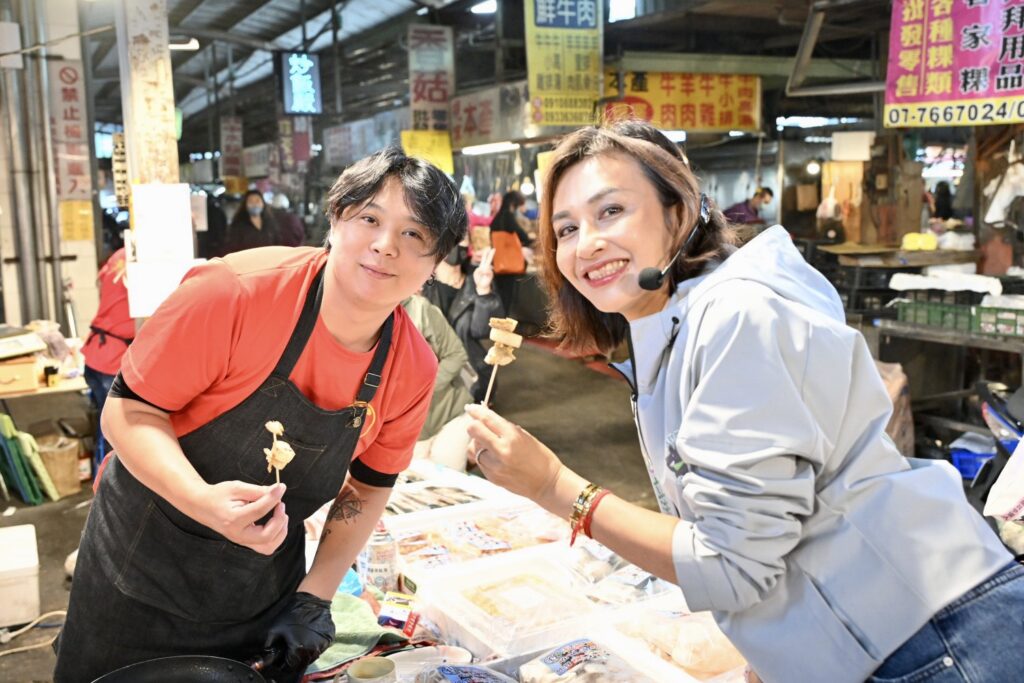 「掃市場遇民眾感性喊話！邱議瑩：我會延續高雄的好」