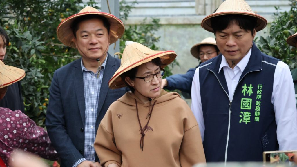 陪同副總統蕭美琴參訪礁溪金柑農園 林國漳提出「全民農業」三大主張