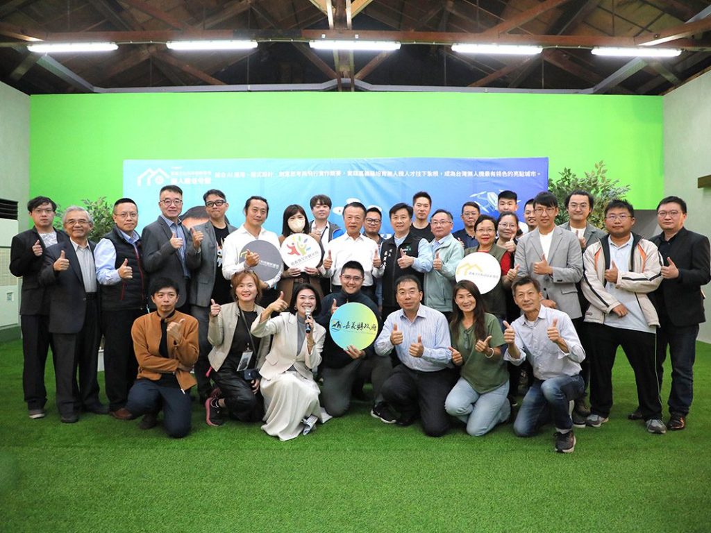 首場 AI無人機冬令營開放網路報名　限額30名