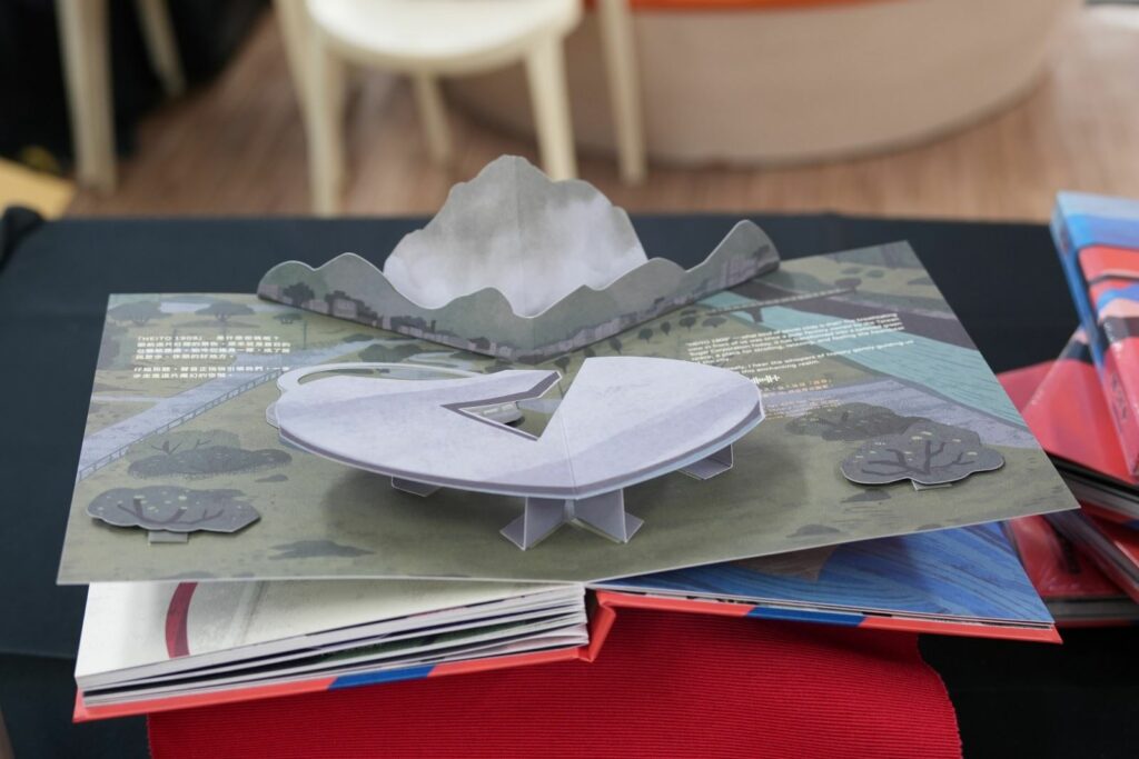 繪本《屏東實習中—穿越、解密與召喚》   帶領讀者用閱讀開啟探索屏東