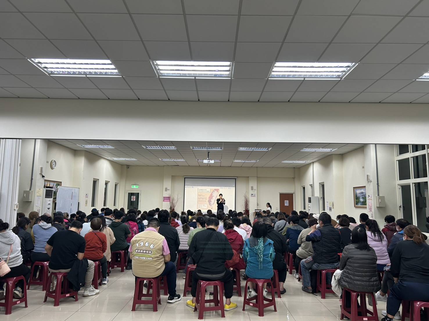 一場演講的路上，行出客語教學的人生