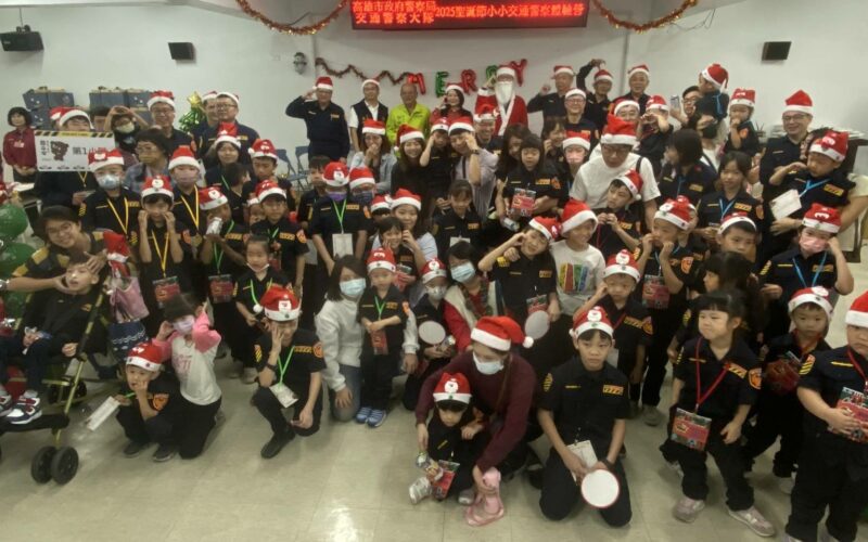 聖誕小小交警學交安也學自保　提升應變能力