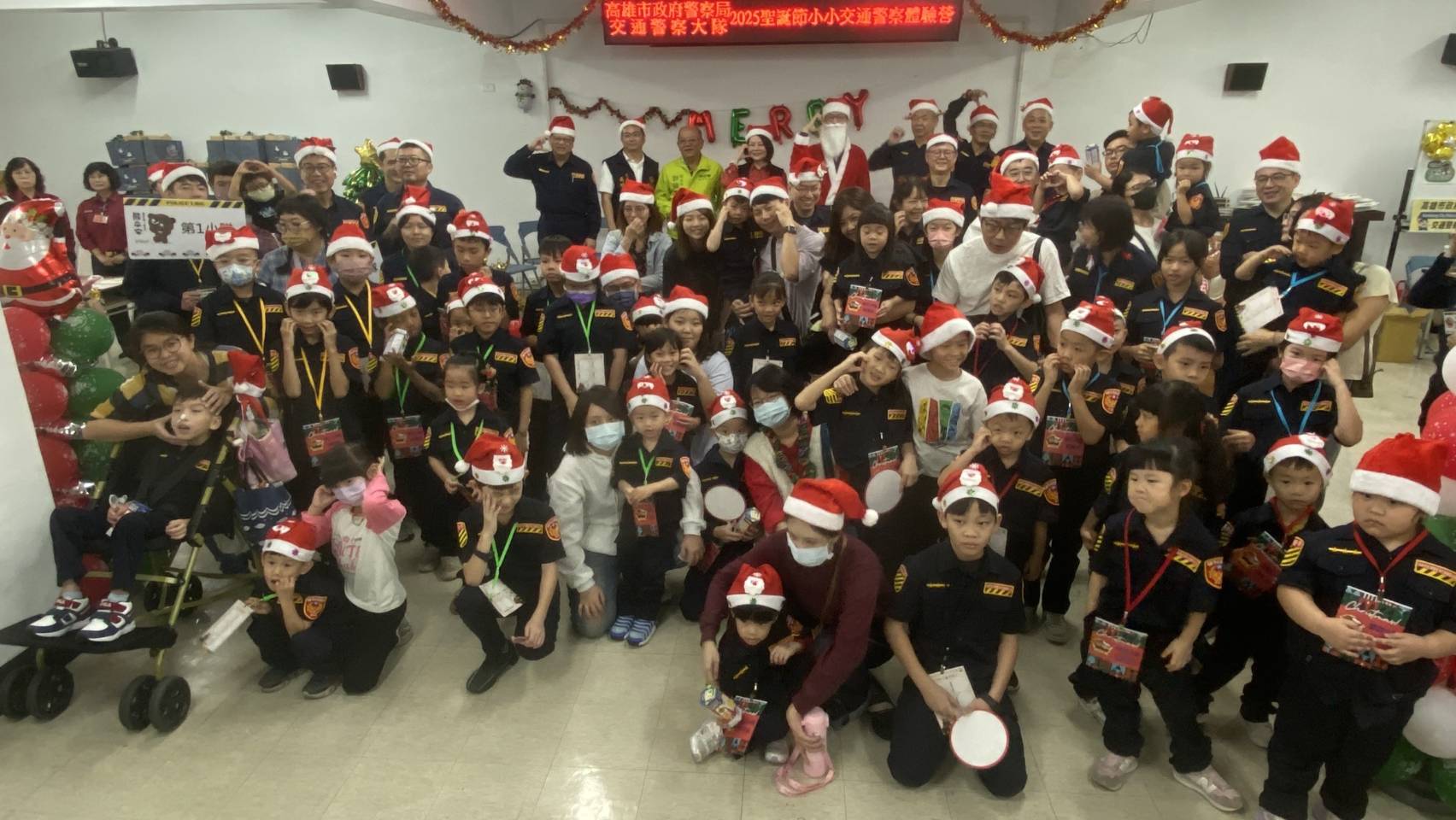 聖誕小小交警學交安也學自保　提升應變能力