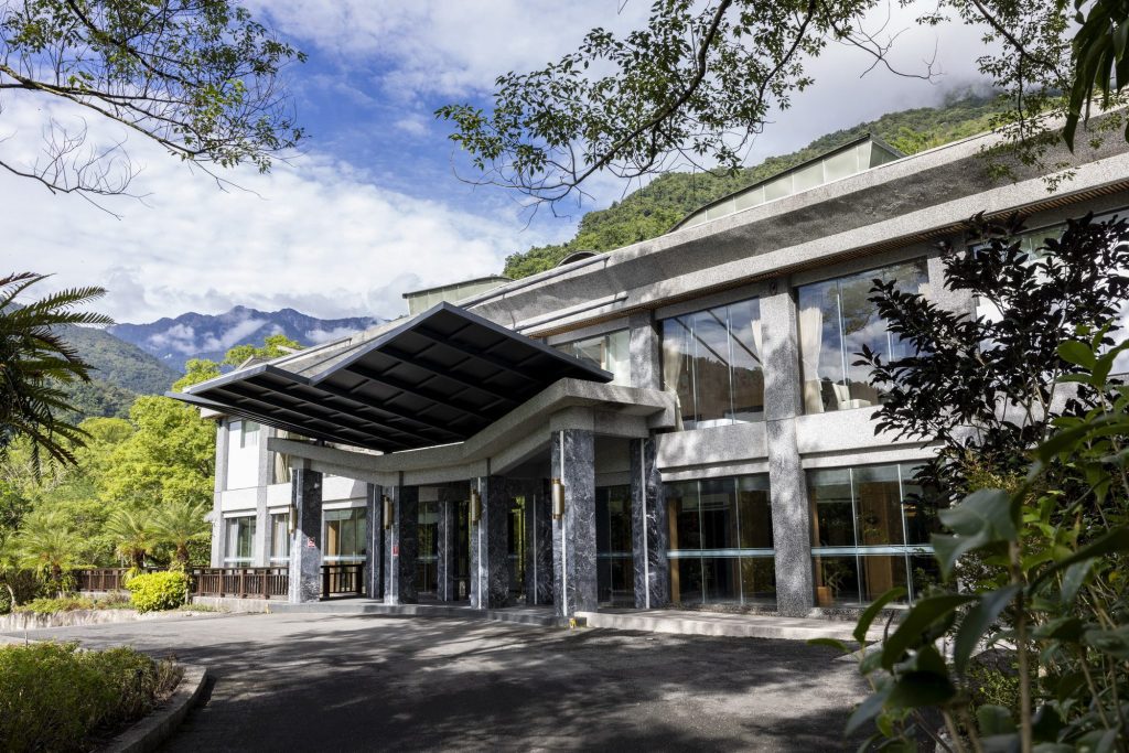 天成逸旅-蝴蝶谷試營運搶客　入住森林溫泉一泊三食7,899元起