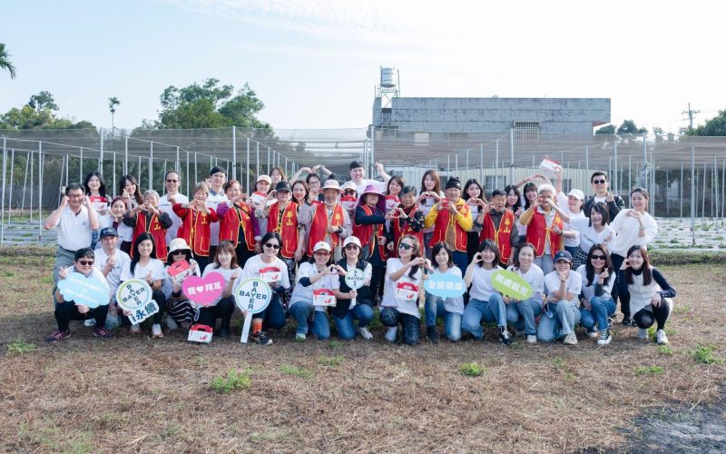 氣候變遷冬天不夠冷！台灣拜耳解救草莓生存危機 牽起環境、社會溫暖連結