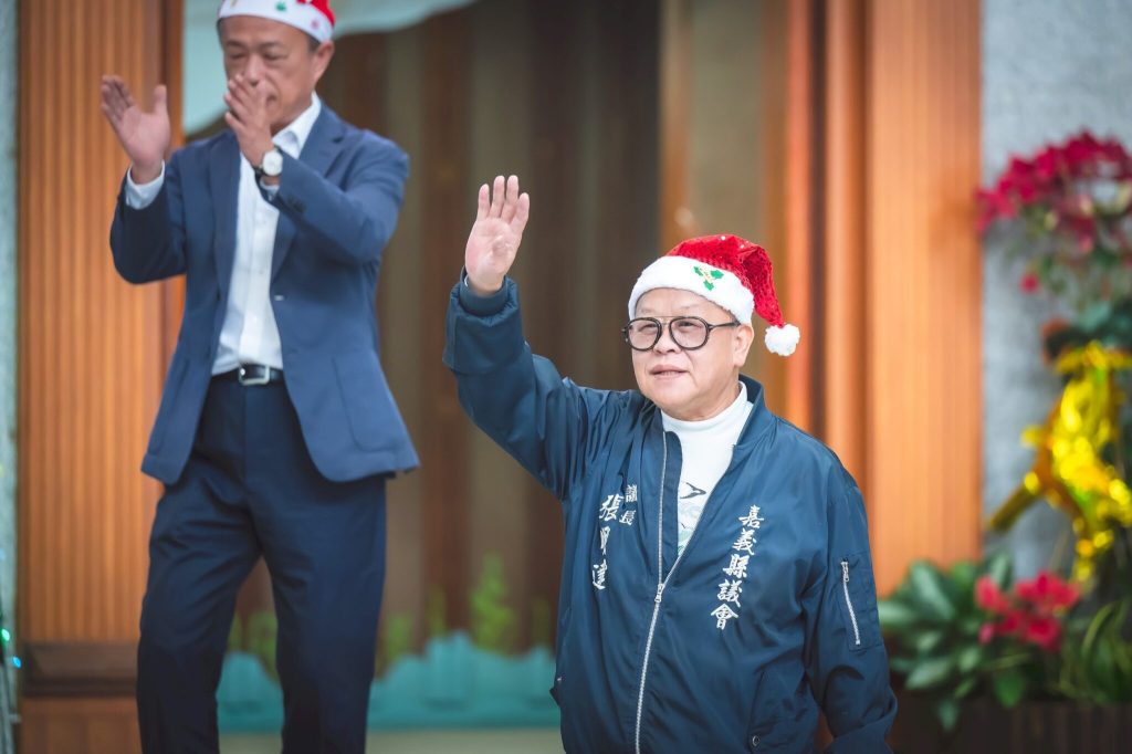 「人間有愛、心手相連」持續11年　嘉義縣議會發送逾82萬元提貨券助弱勢