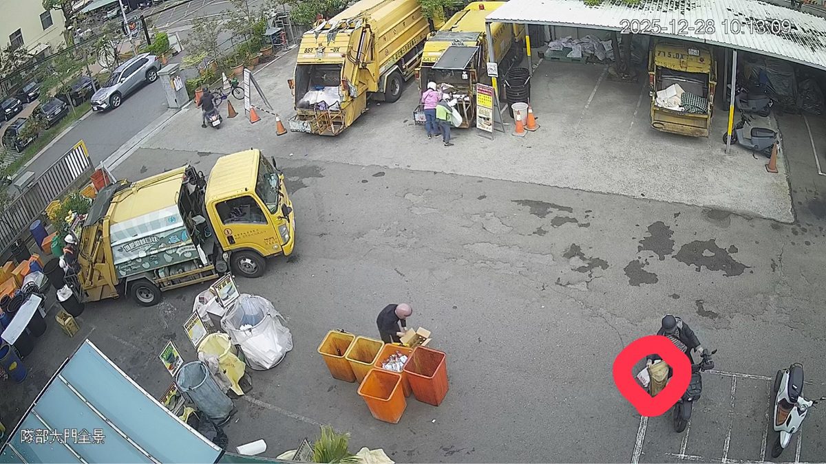 枕頭內藏10餘萬現金丟入垃圾車  父女急求助清潔隊全力協尋順利找回