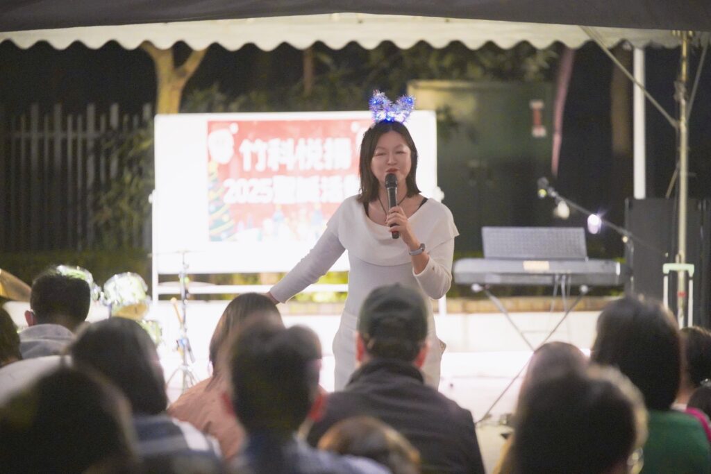 紐約國際教育機構執行長柳懿真攜手 BNI 新竹 A 區元鑽分會 竹科悦揚社區北歐聖誕市集溫馨登場