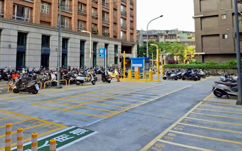 中和、蘆洲 2 處智慧停車場 1/1 啟用！提供逾千格位緩解停車荒