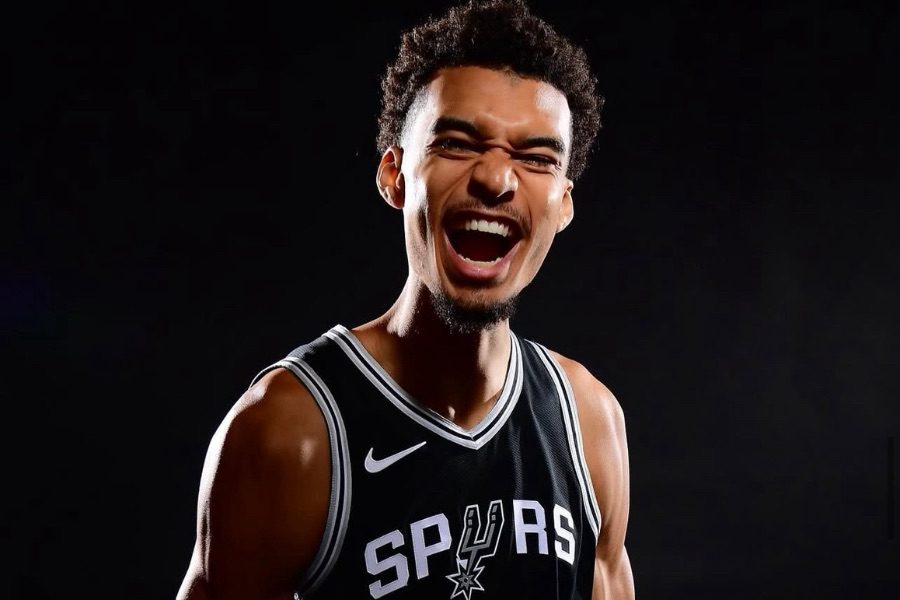 影/《NBA》「斑馬」Wembanyama復出高效22分 馬刺戰力大升級斬斷雷霆16連勝 晉級NBA盃冠軍戰!