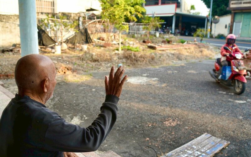 屏東長照送餐服務    志工把溫暖送進巷弄