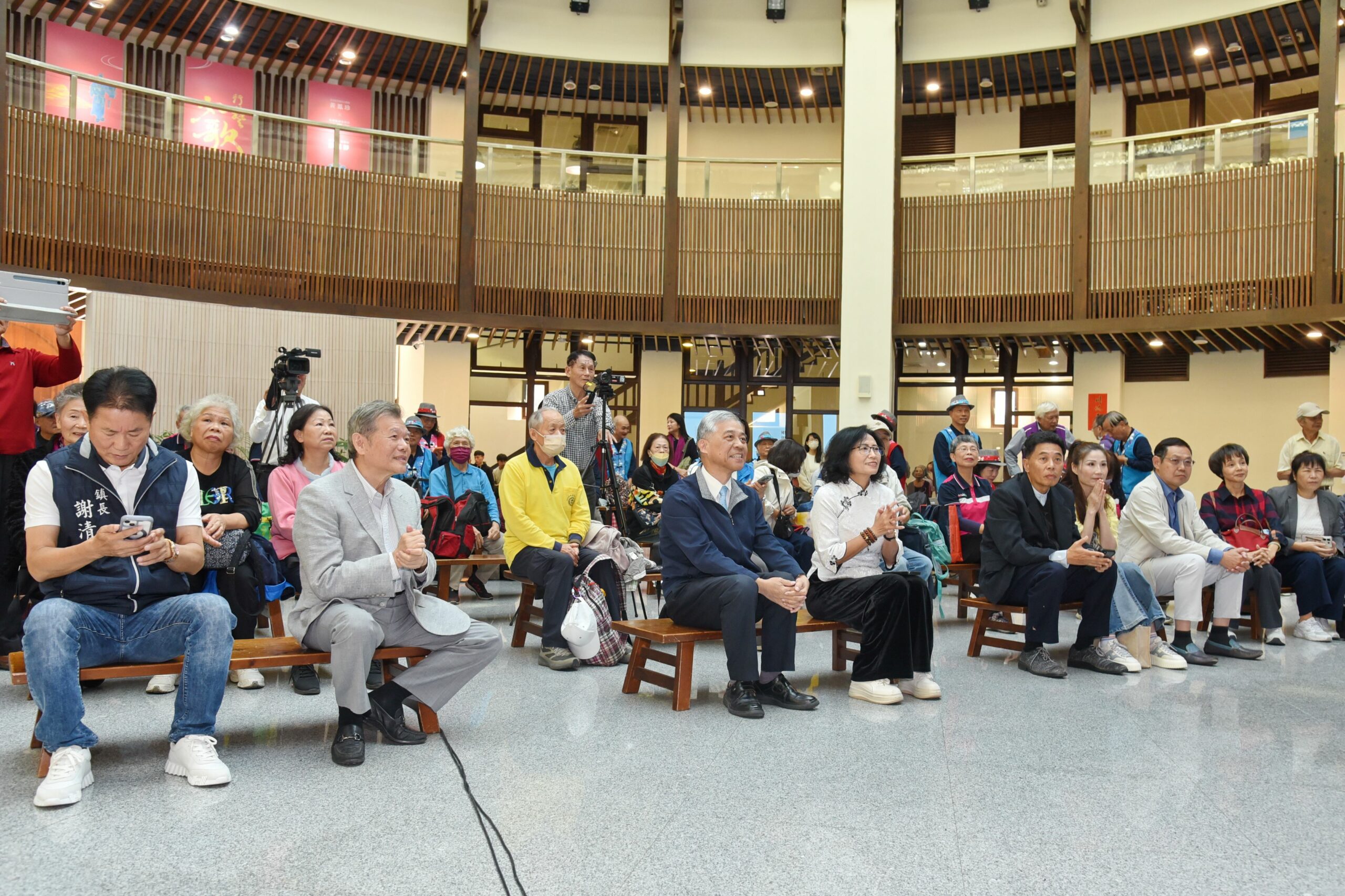 d78adf7d3a1e1763d6faa38f25aa5c58