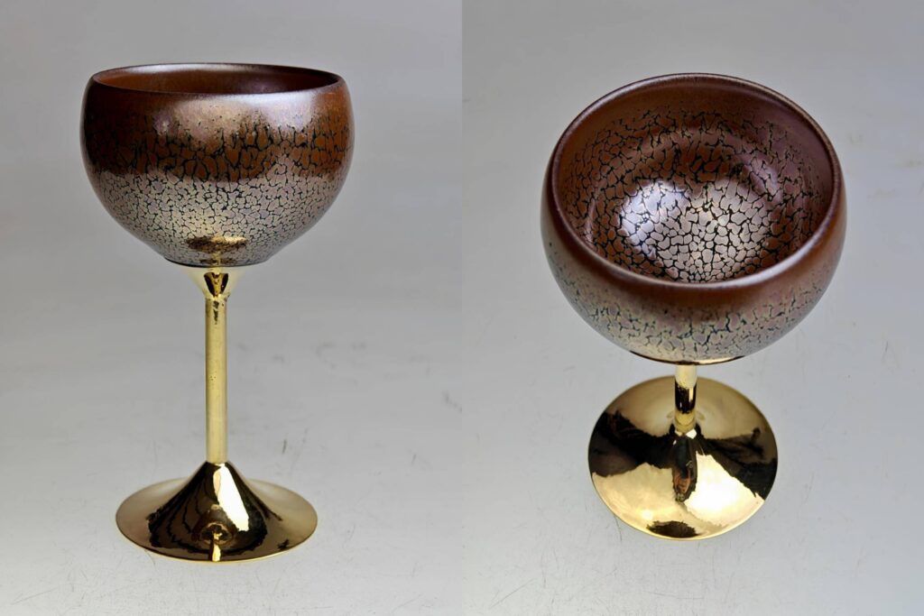 陶藝家張桂維贈教宗良14世陶瓷聖杯 教宗「眼睛為之一亮 仔細鑑賞」