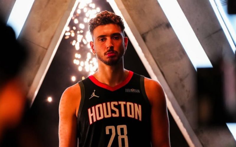 《NBA》快艇倒數8.7秒離奇發球失誤 火箭2分差驚險帶走勝利