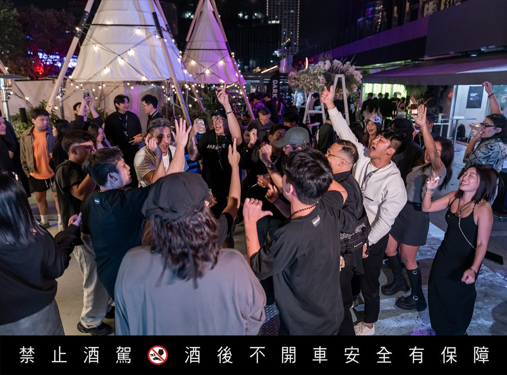 叢林開始酒鬼超市JUNGLE PLAY TAIPEI正式進駐台北信義區  把露營的自在搬進城市高空  打造你的微醺世外桃源