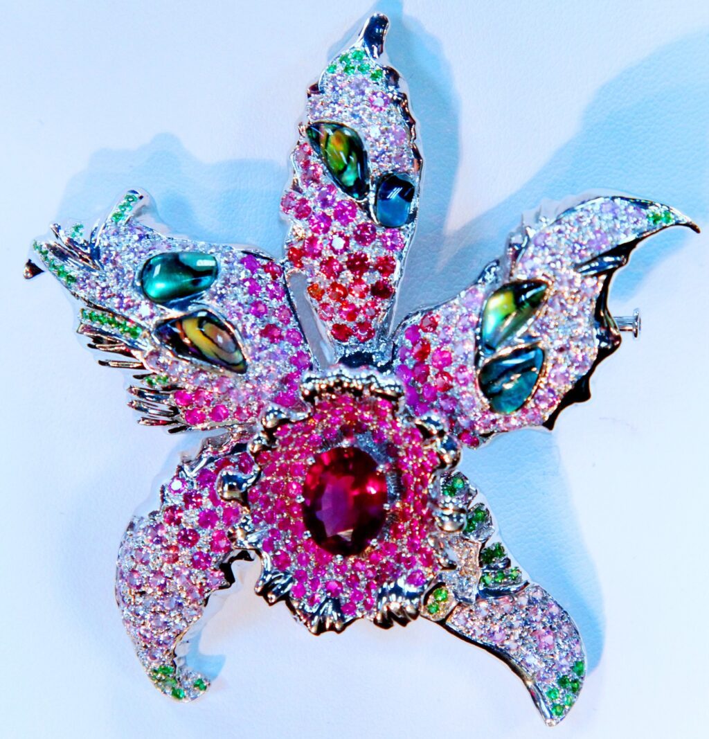 台灣之光珠寶藝術家吳佳楨　以三大美學語彙打造國際級珠寶藝術