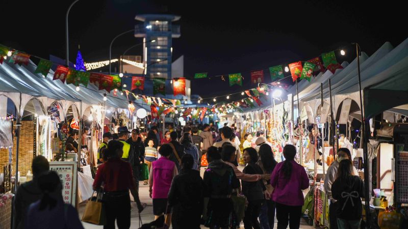 「鹽琉開趴-聖誕有意思」海港聖誕閃耀新園