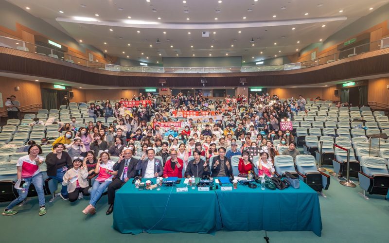 第二屆「彰基護理好聲音」熱力開唱  總院長破例加碼感謝4 千多位護理師