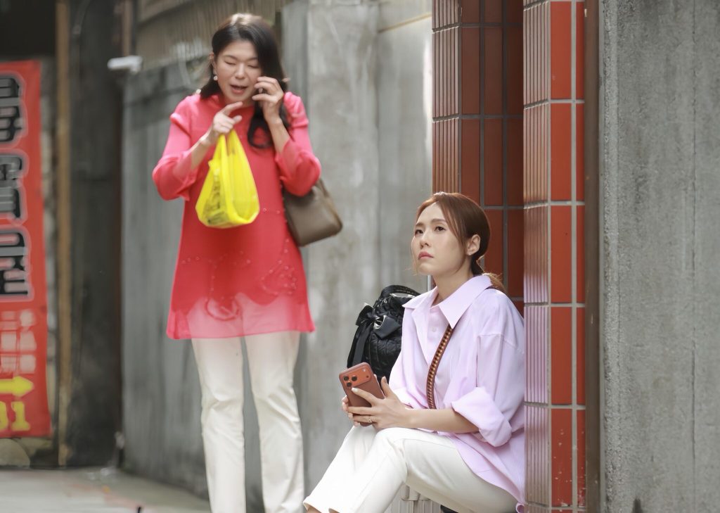 香港媳婦吳申梅遠嫁海外三年 遊子心心念念的故鄉和老家