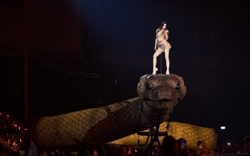 JOLIN召喚「慾望巨蟒」繞場巡禮 親自構思「愉悅宇宙」五大章節演唱會寓言故事