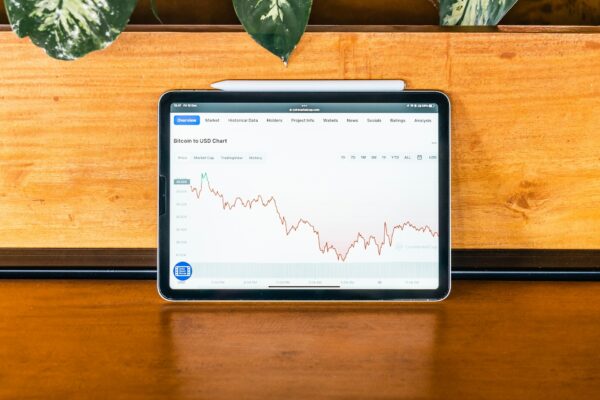 00929、00934調升配息可持續多久? 分析師：至少到明年除息旺季沒問題