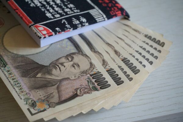 關稅利多點火，00949點火上攻、股價漲勢再起