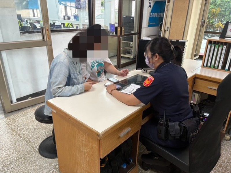 港灣新聞網 / 反詐成功！內埔警揭穿假郵局騙局　江世宏呼籲慎防不明來電