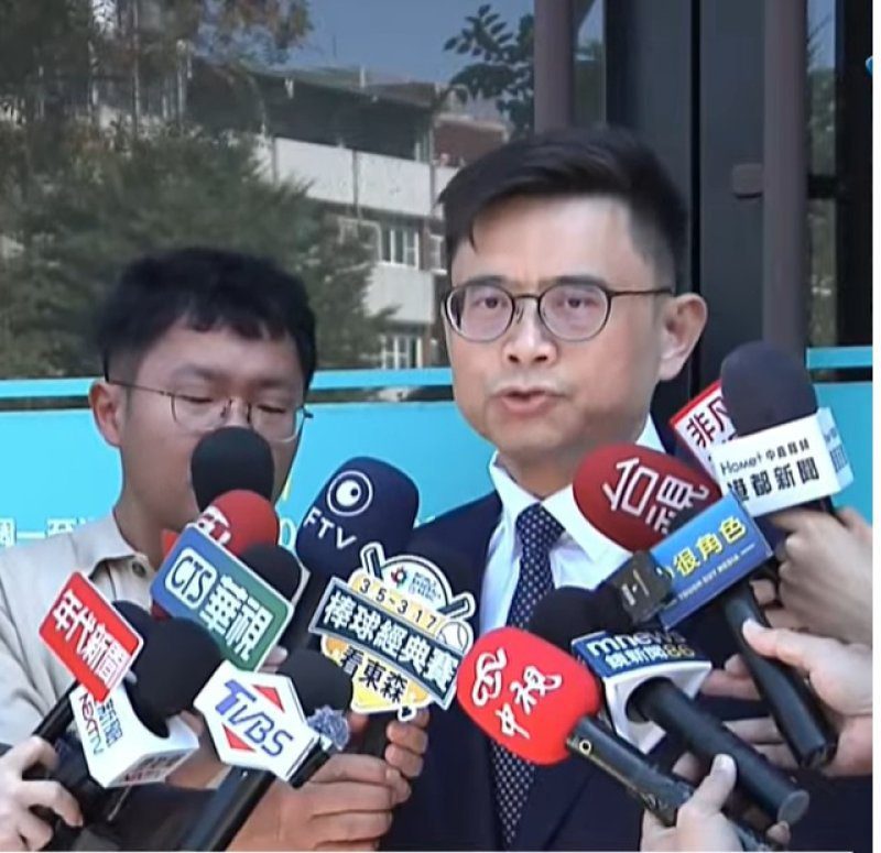 港灣新聞網／高雄市長初選民調揭曉　賴瑞隆微幅領先邱議瑩成為第一名