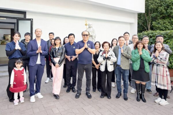 熹萬集團金開文攜手金馬影后陳淑芳   揭幕十噸地藏王菩薩