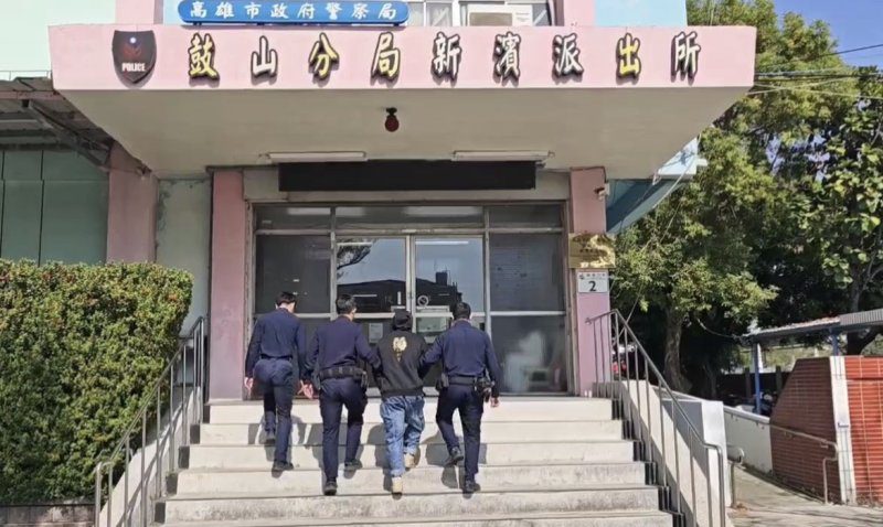 港灣新聞網 /  校園停車場危險駕駛遭拍　鼓山警掌握對象依法究辦
